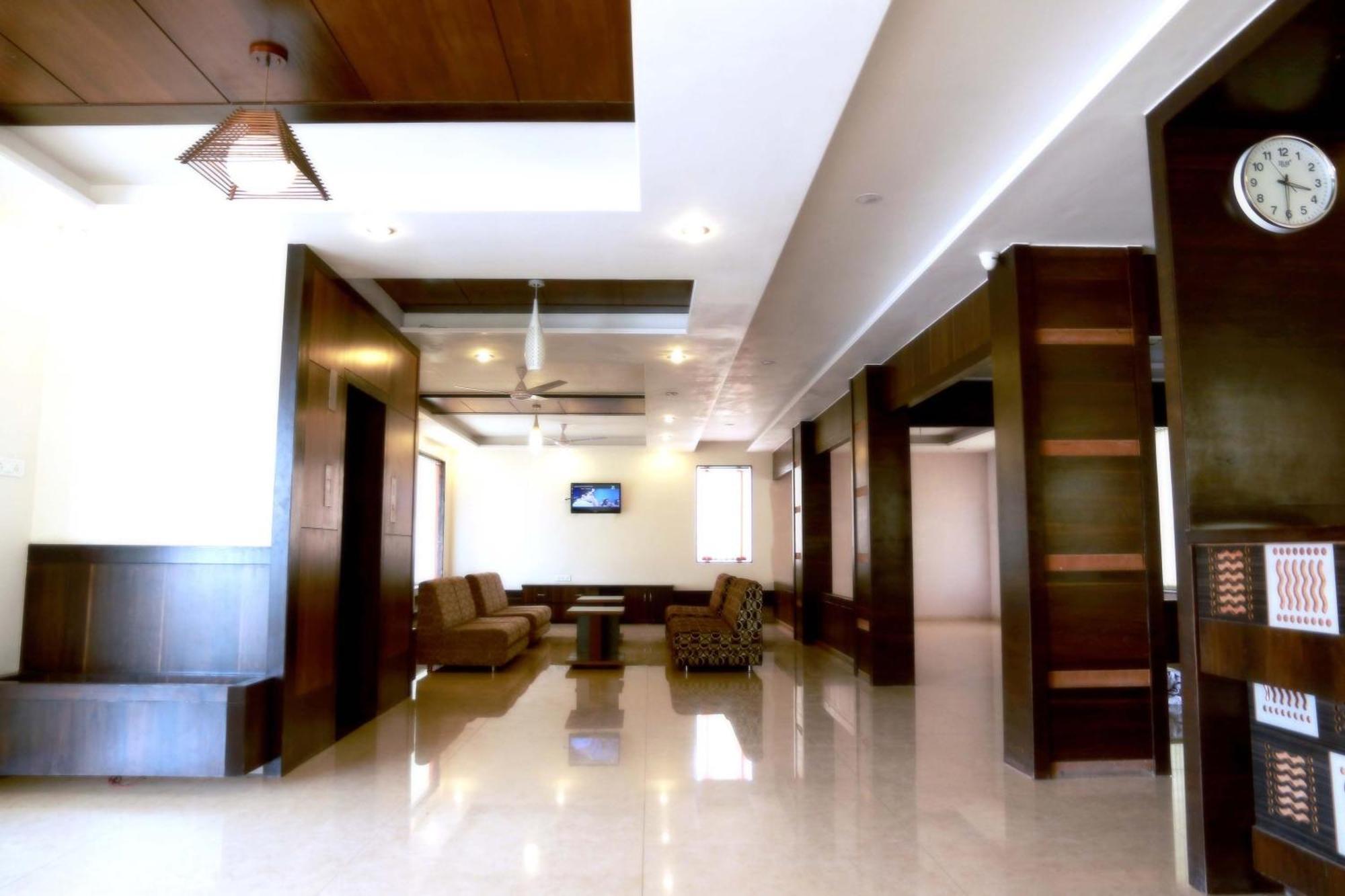 Hotel Sai Ramanand Shirdi Exterior photo