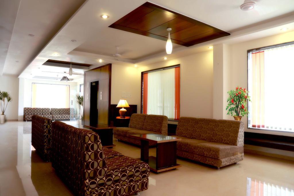 Hotel Sai Ramanand Shirdi Exterior photo