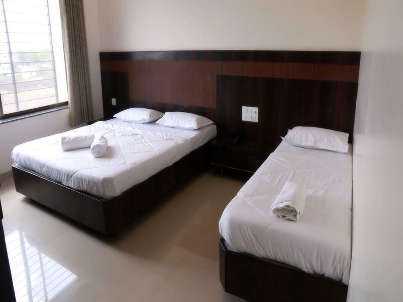 Hotel Sai Ramanand Shirdi Exterior photo